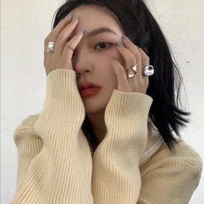 白色女孩