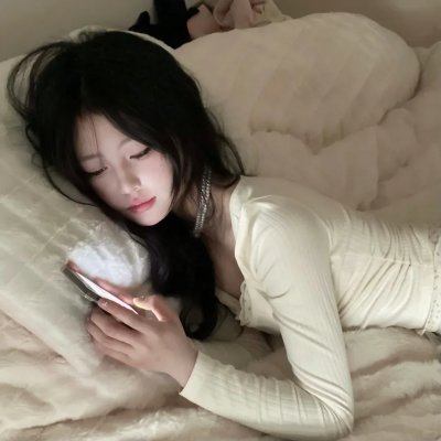 夜深吻唇香